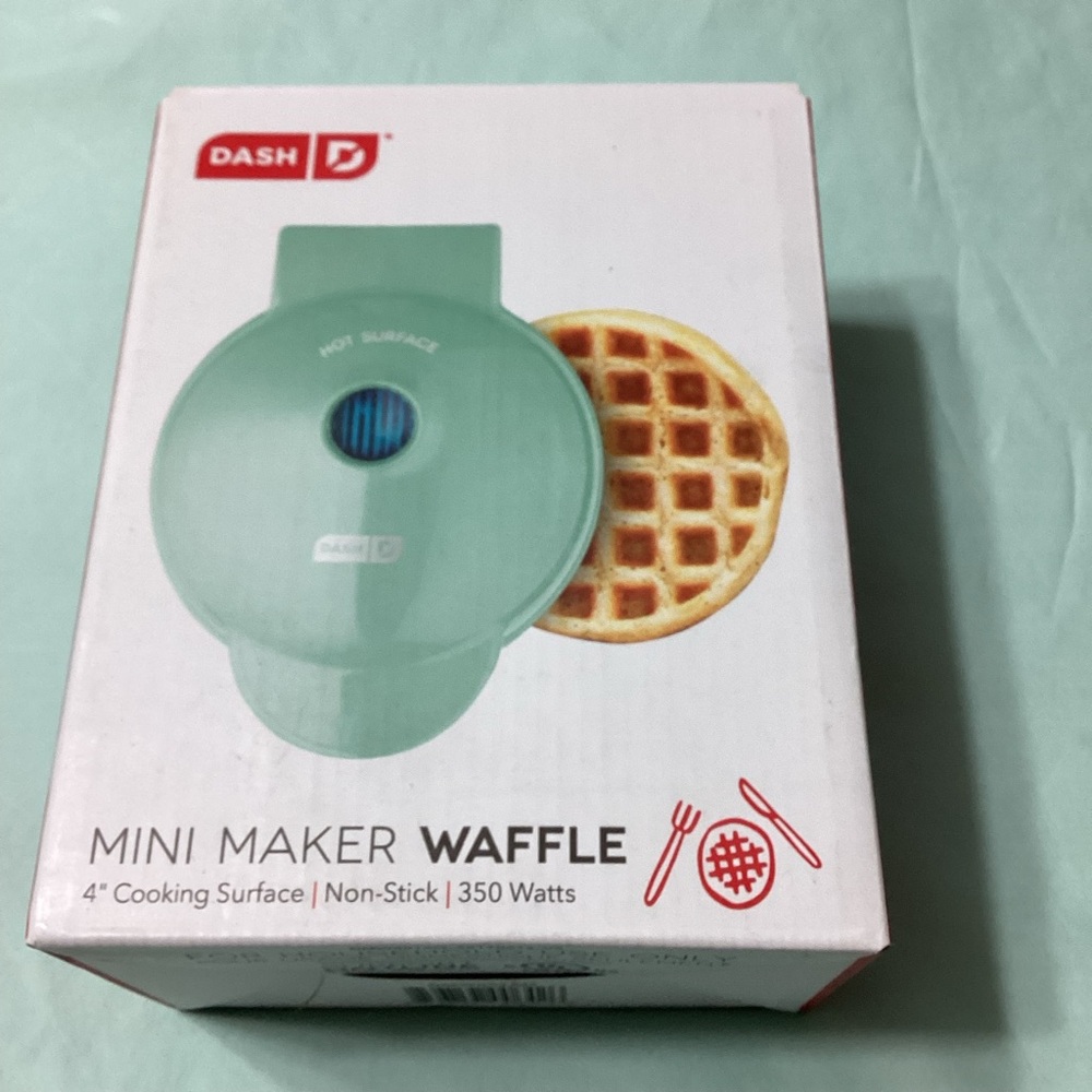 Dash Mini Waffle Maker - Picture 1 of 6